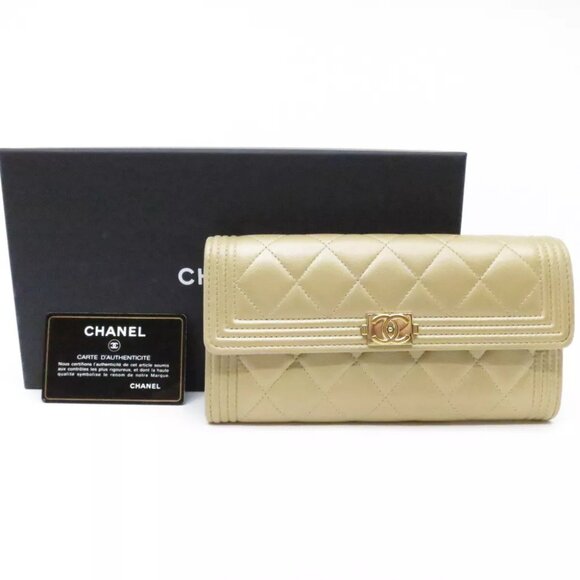 CHANEL Boy Chanel Matelasse Long Wallet Caviar Beige Leather - Picture 1 of 12